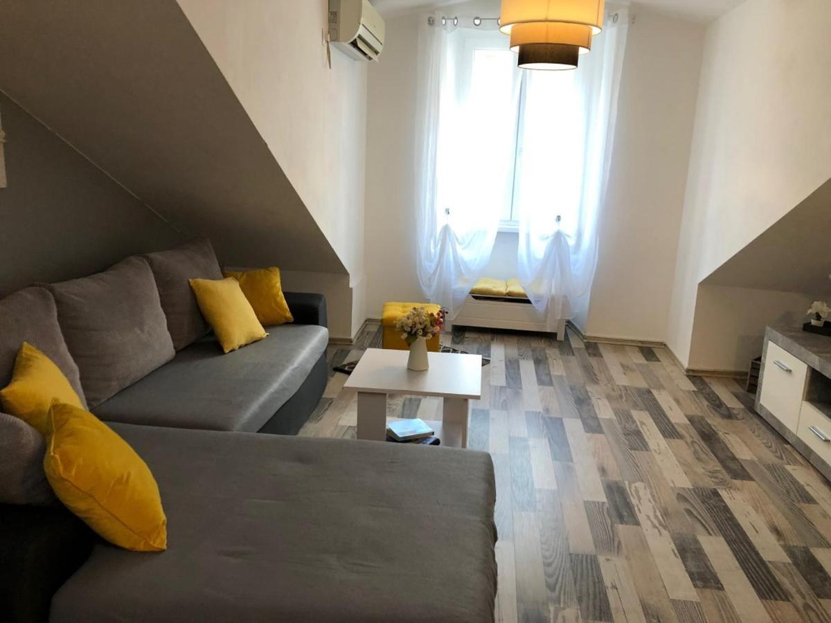 Charming Rijeka City Center Apartment Renee Екстериор снимка