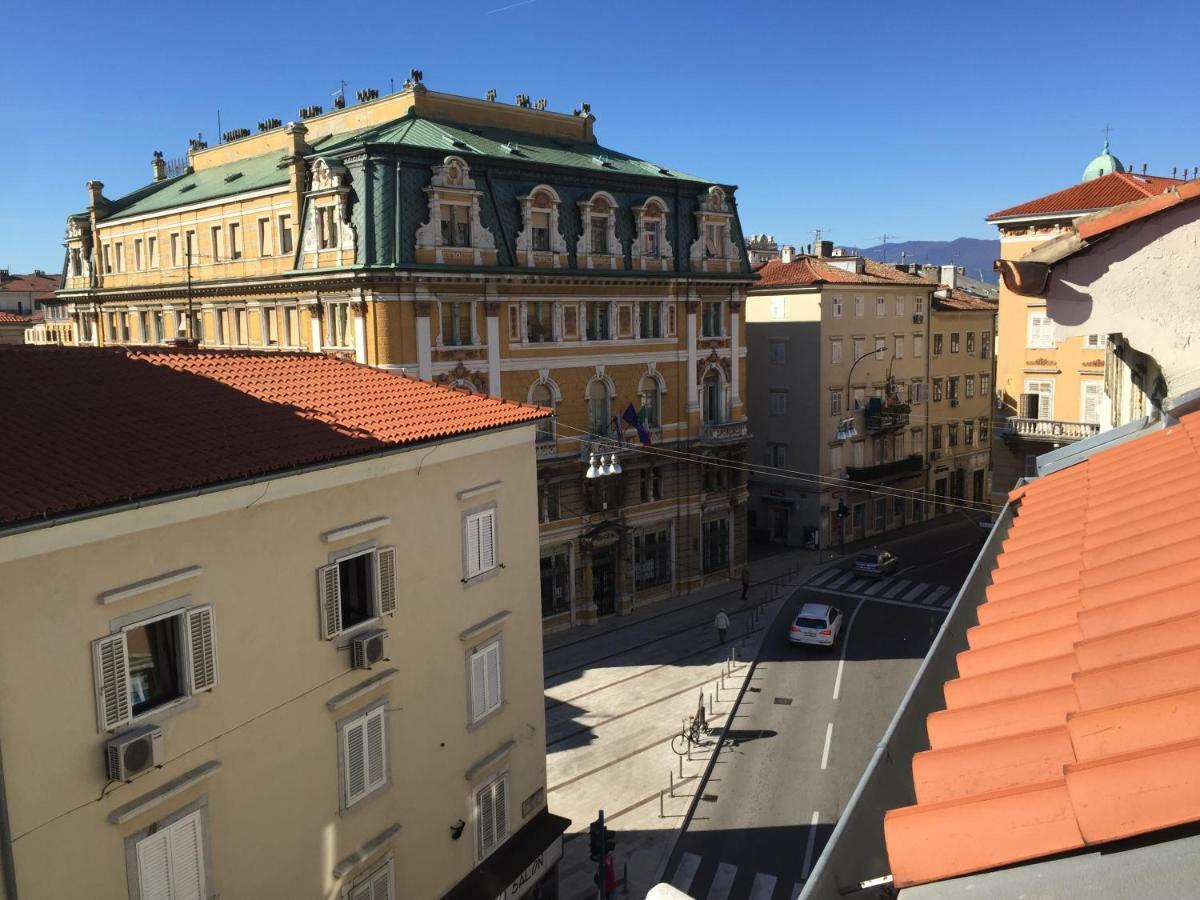 Charming Rijeka City Center Apartment Renee Екстериор снимка