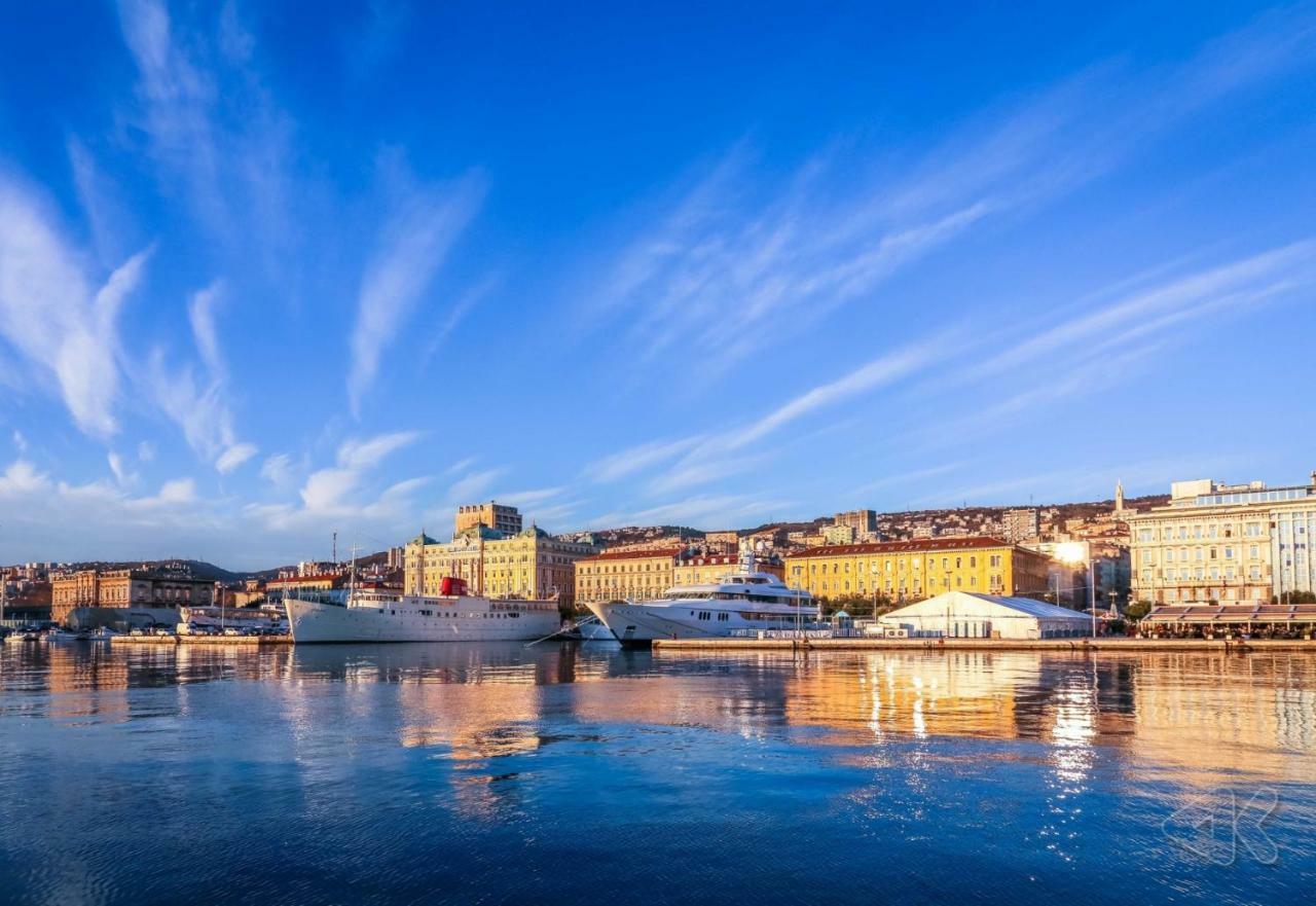 Charming Rijeka City Center Apartment Renee Екстериор снимка