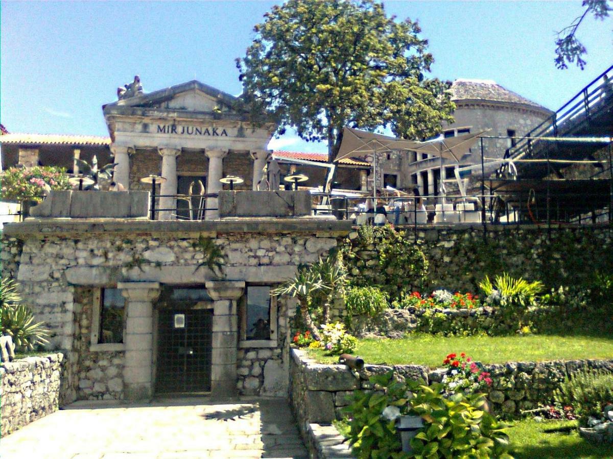 Charming Rijeka City Center Apartment Renee Екстериор снимка